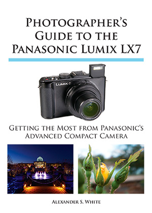 Front cover of Panasonic Lumix LX7 book
